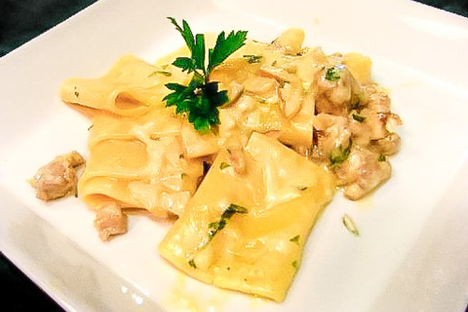 Paccheri salsiccia e funghi
